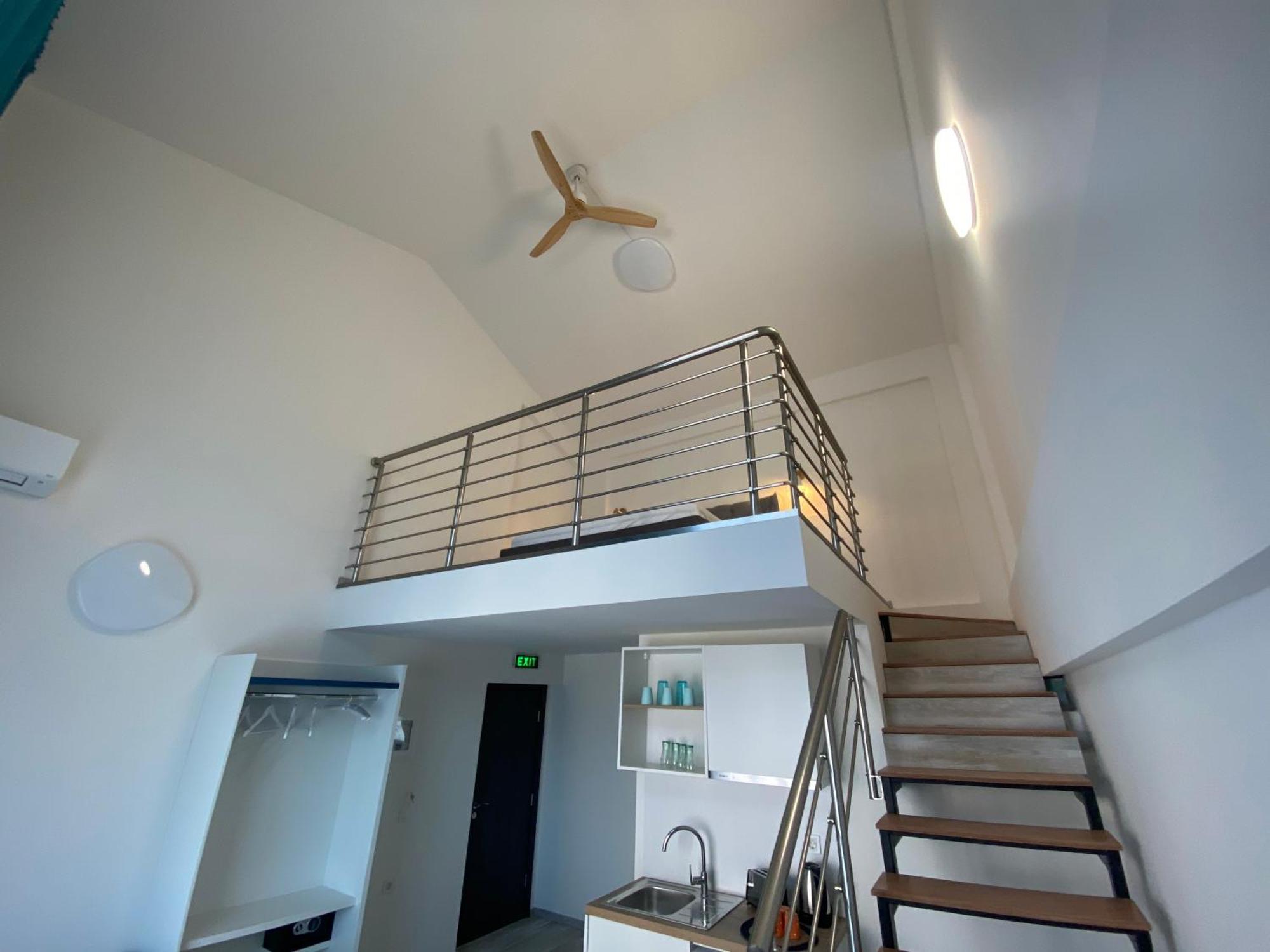 Opalium Beach Front Suites Potos Exterior foto