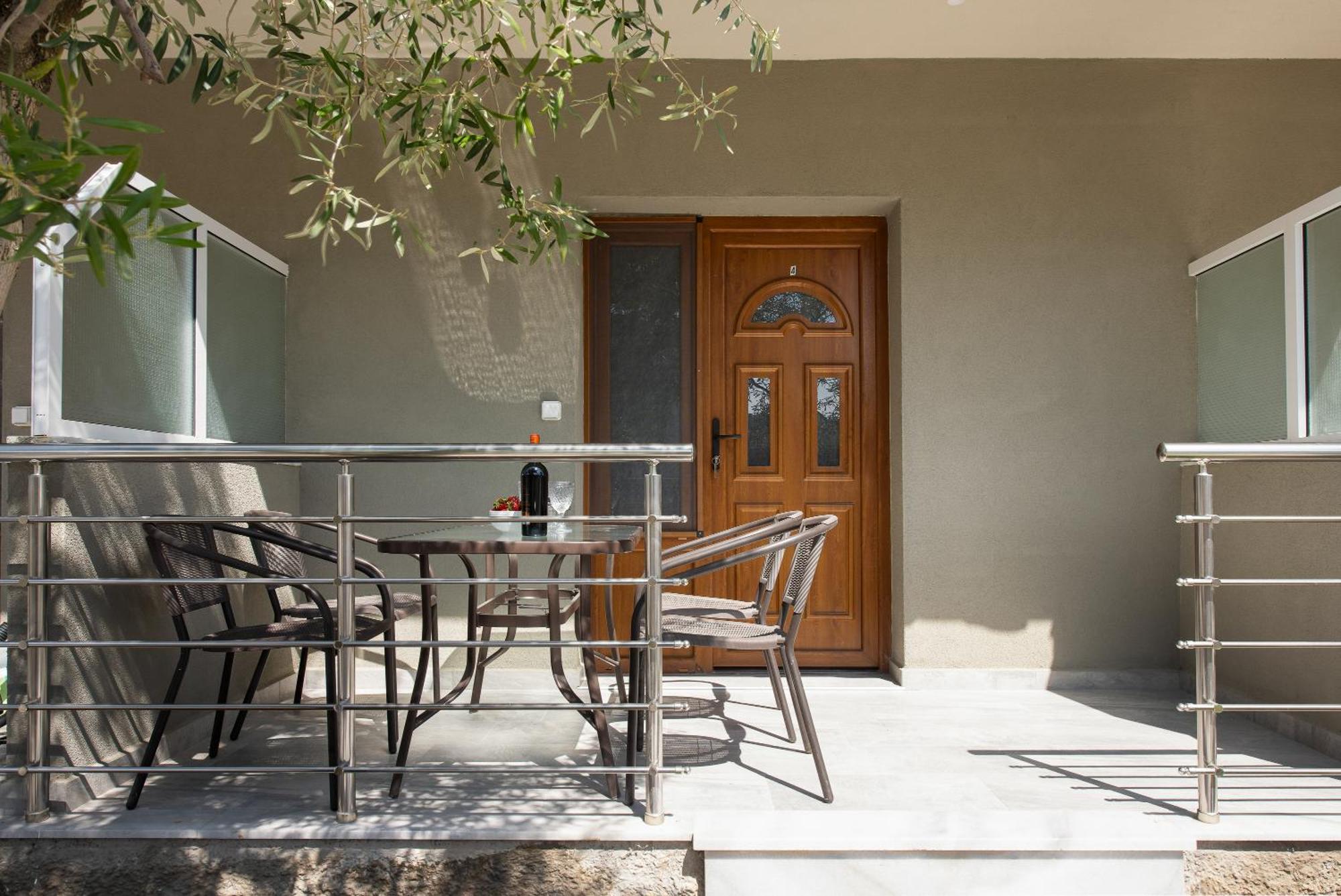 Opalium Beach Front Suites Potos Exterior foto